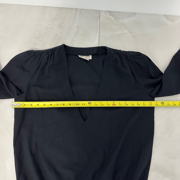 Pierre Cardin 100% Wool Low Cut V Neck Elastic Waist Blouse - Picture 10 of 12